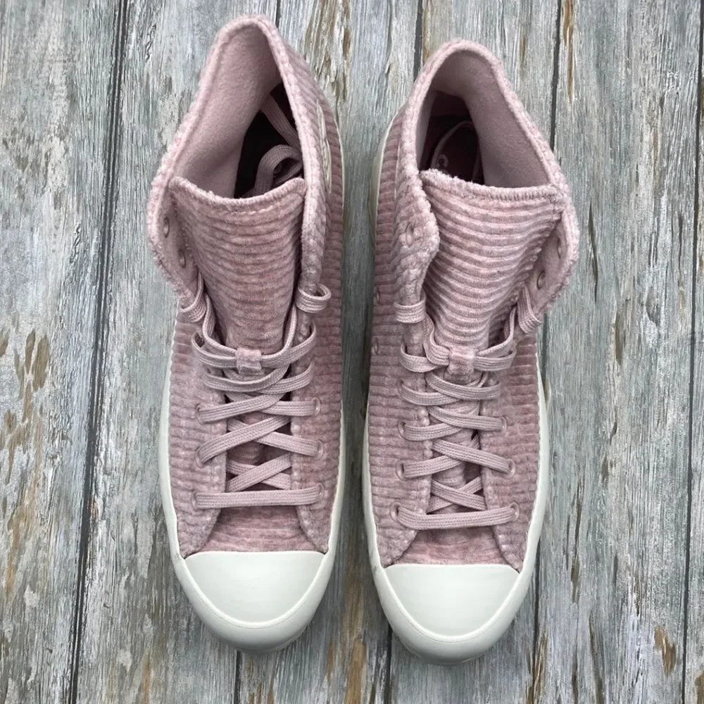 Chuck Taylor All Star Lugged 2.0 Velour Hightop Sneaker Shoes Size 14